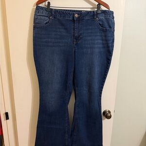 Maurices Classic Dark Blue Flare Mid Rise Jeans size 18W Short